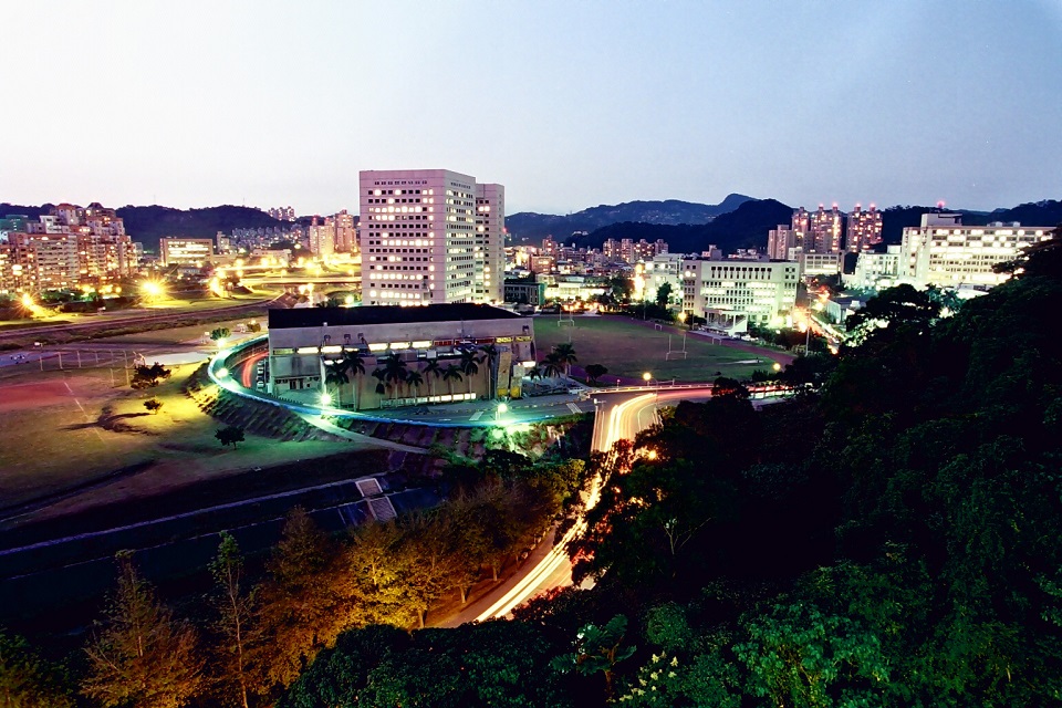 Night view of the National Chengchi University campus